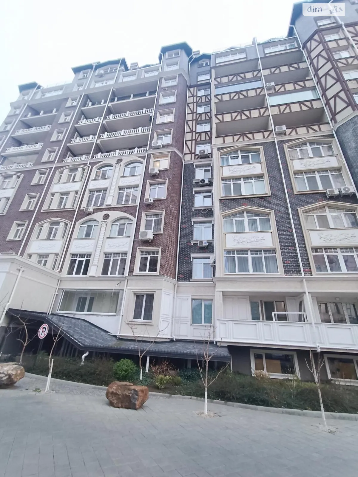 Продается 1-комнатная квартира 64.5 кв. м в Одессе, ул. Софиевская