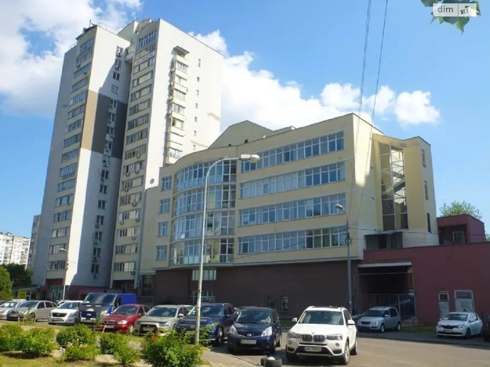 Продается подземный паркинг под легковое авто на 17 кв. м, цена: 20000 $ - фото 1