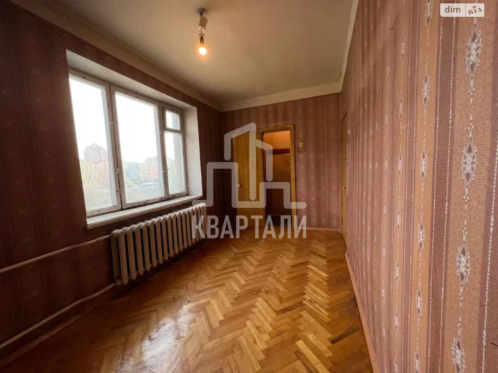 Продается 3-комнатная квартира 59 кв. м в Киеве, просп. Соборности, 7