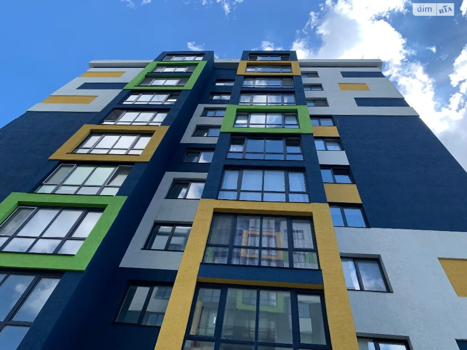 Продается 1-комнатная квартира 36.3 кв. м в Буче, ул. Вишневая - фото 1