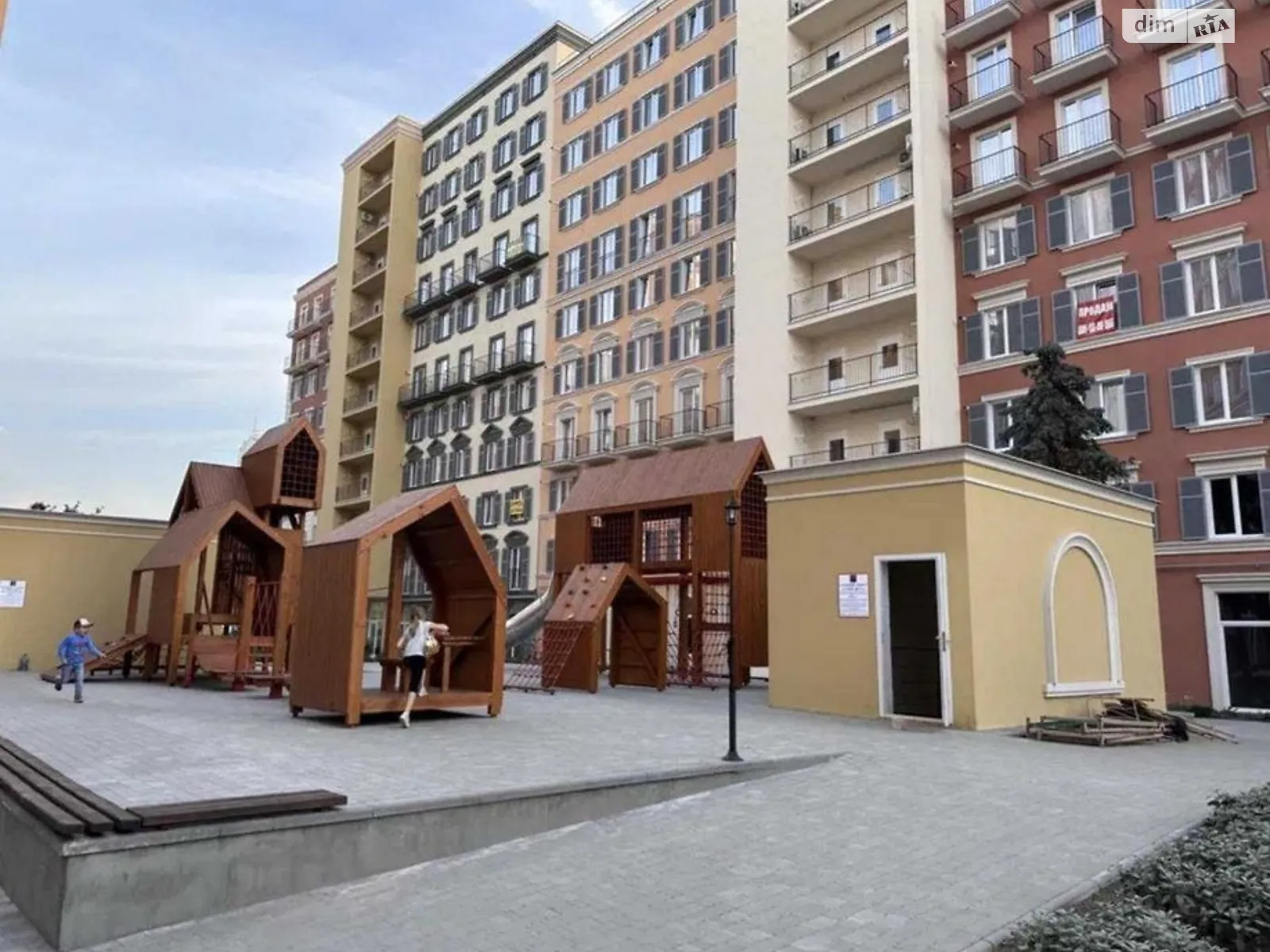 Продается 1-комнатная квартира 37 кв. м в Одессе, ул. Инглези, 2 - фото 1
