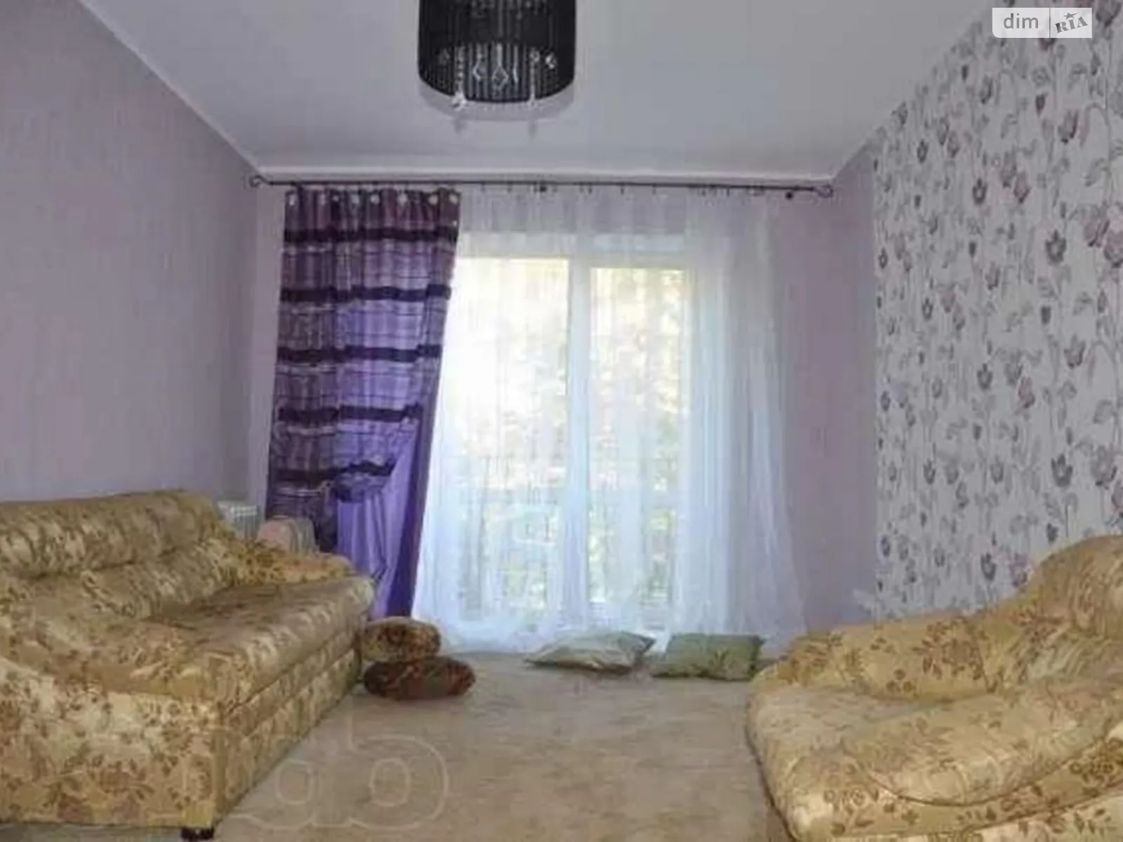 Продается 3-комнатная квартира 62 кв. м в Чапаевке, цена: 65000 $