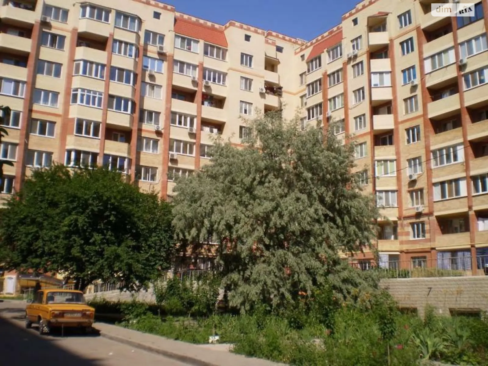 Продается офис 150 кв. м в бизнес-центре, цена: 42000 $ - фото 1