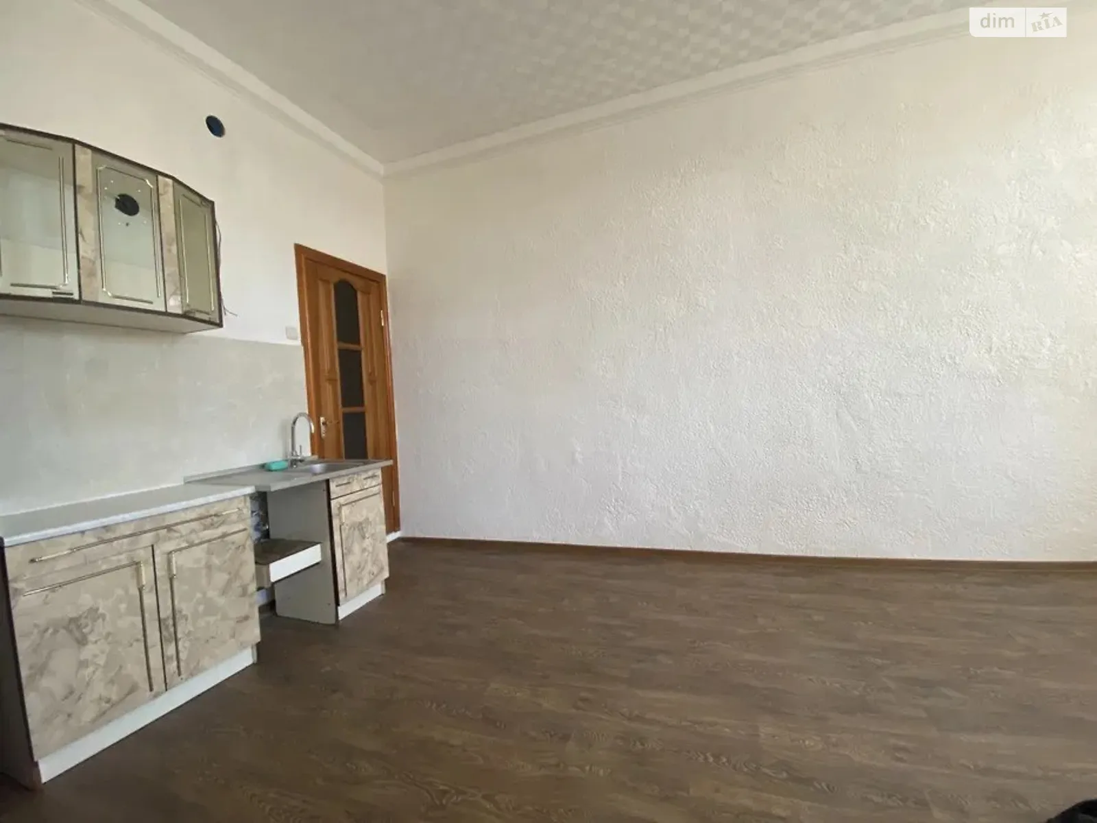 Продається 1-кімнатна квартира 32 кв. м у Одесі, вул. Прохоровська - фото 1