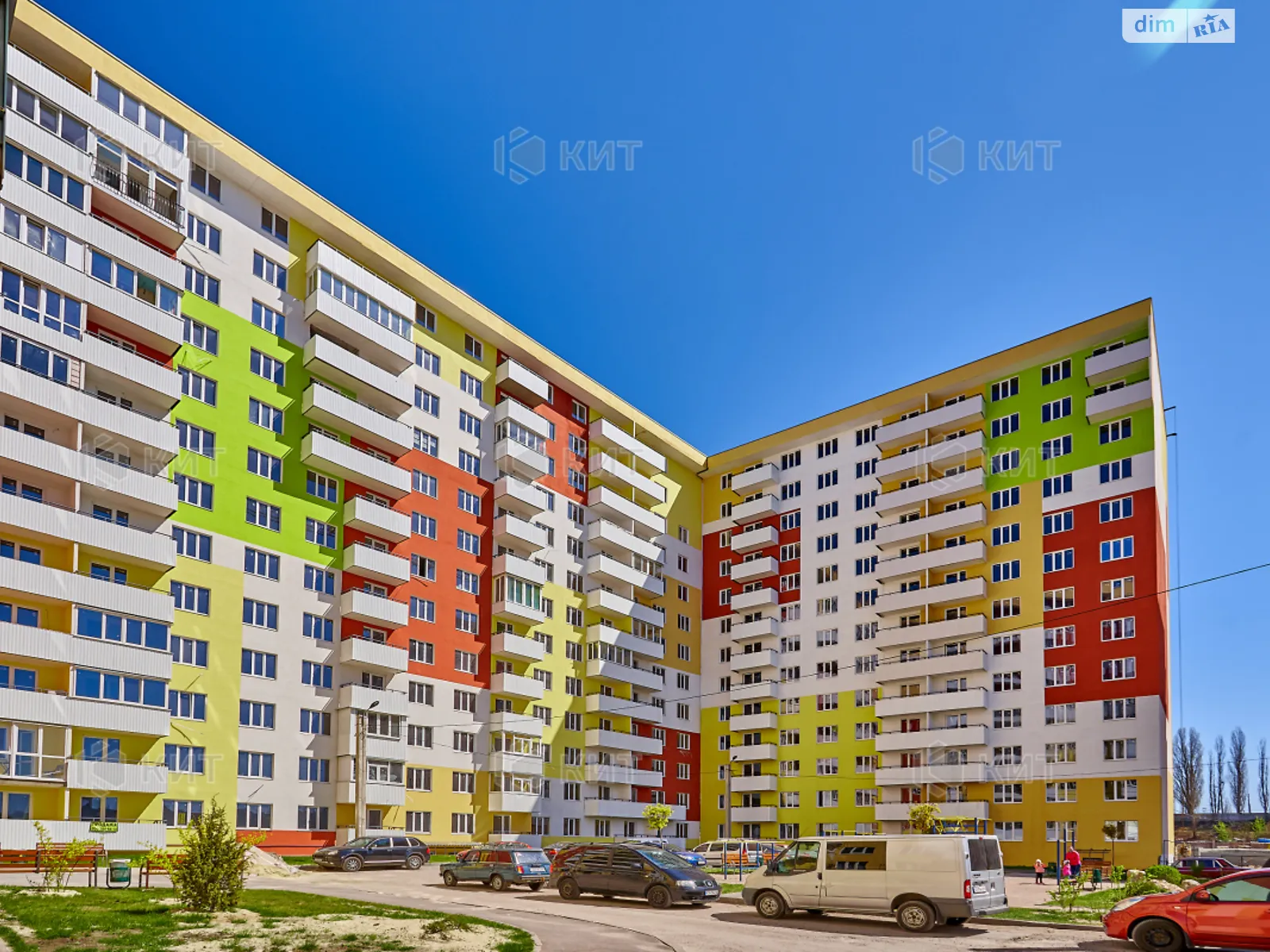 Продается 4-комнатная квартира 110 кв. м в Харькове, ул. Гвардейцев-Широнинцев, 74Б - фото 1