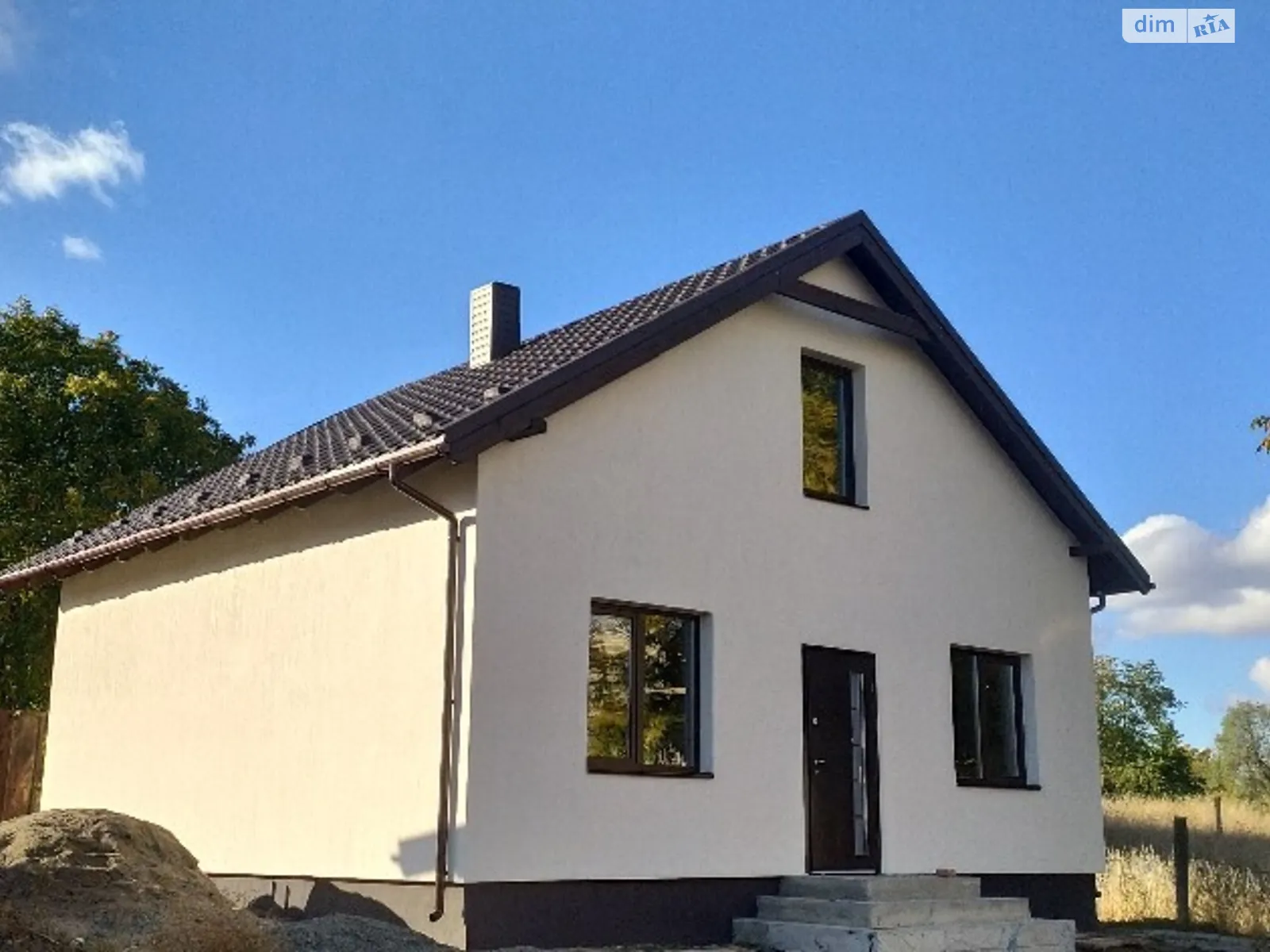 Продается дом на 2 этажа 110 кв. м с подвалом, цена: 52000 $ - фото 1