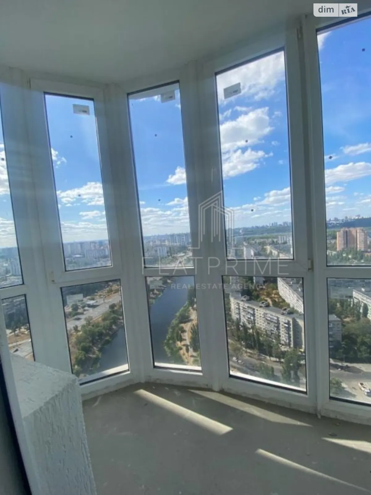 Продается 2-комнатная квартира 72 кв. м в Киеве, просп. Соборности, 30А - фото 1