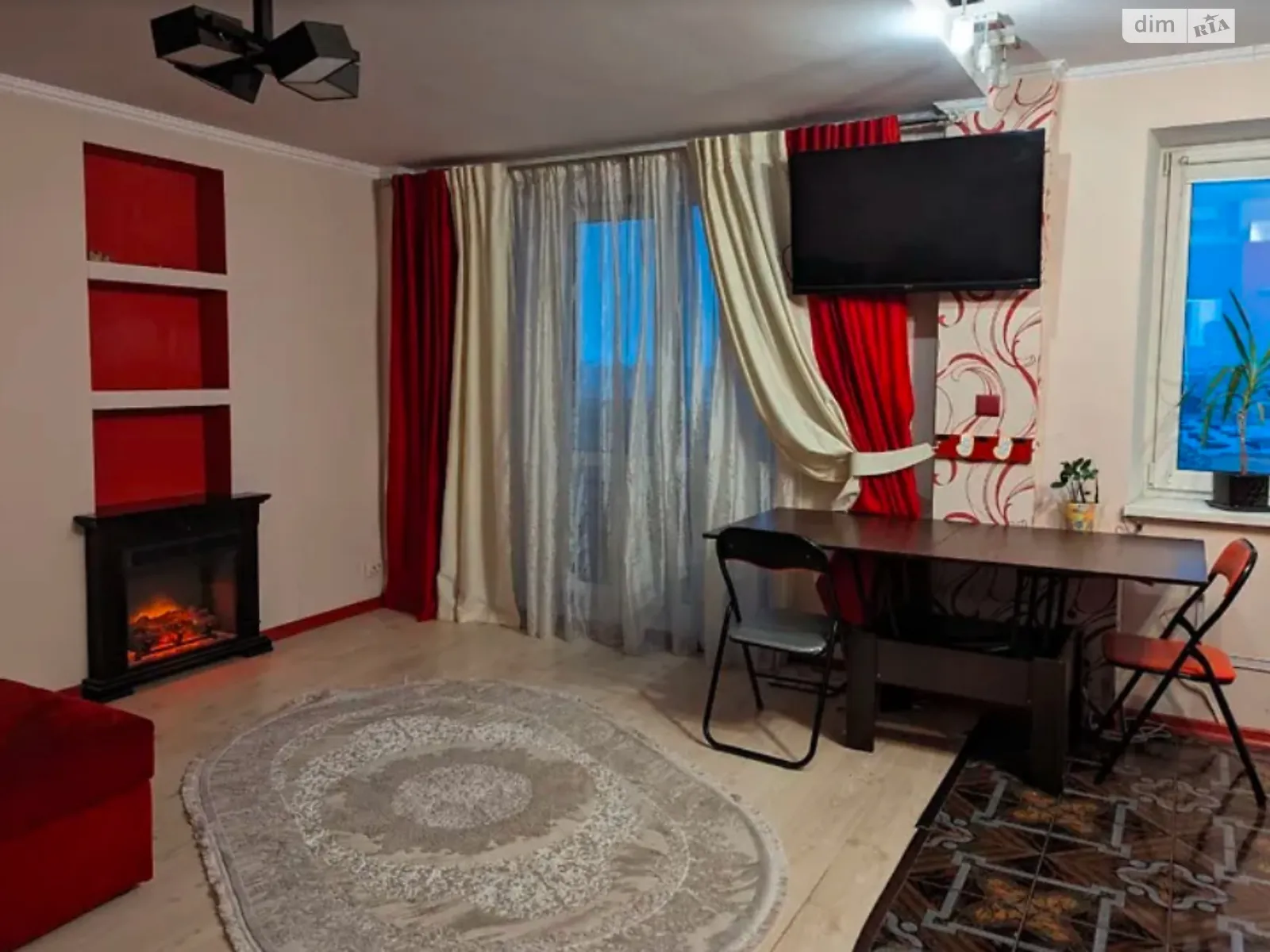 Продается 2-комнатная квартира 50 кв. м в Ровно, ул. Киевская - фото 1