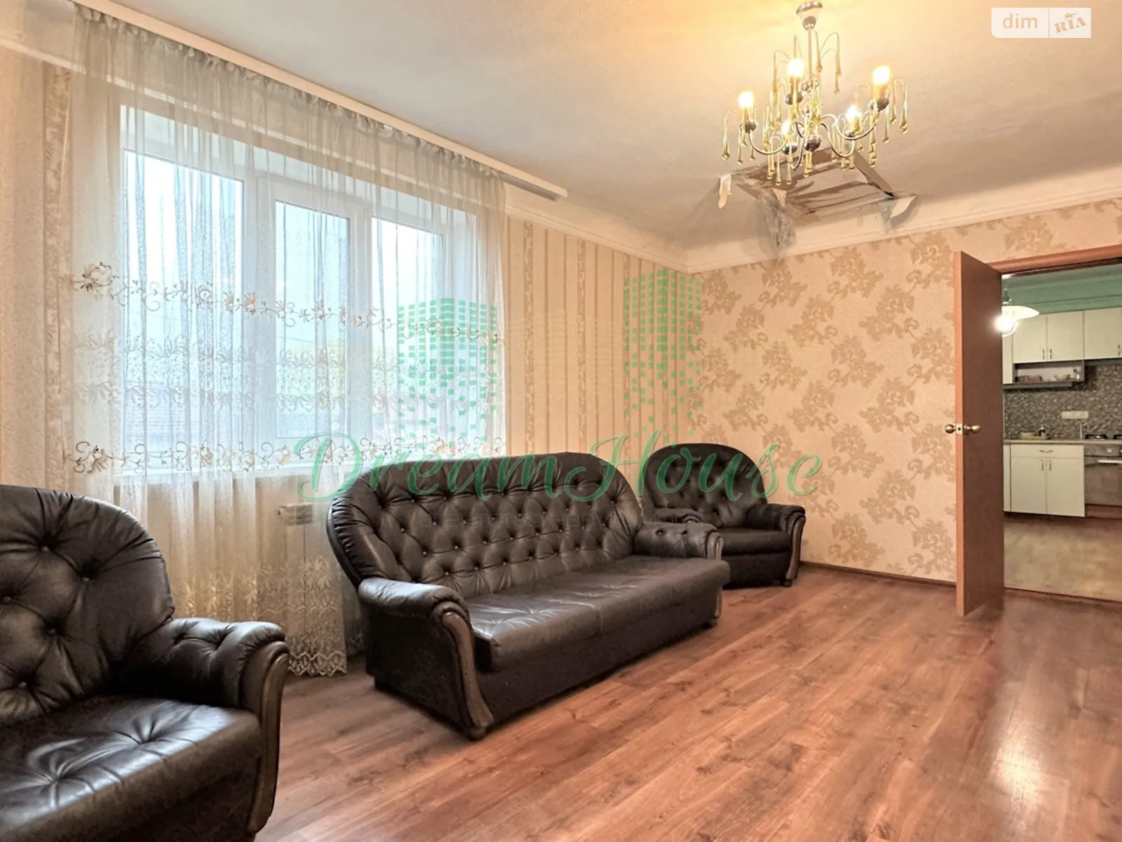 Продається будинок 2 поверховий 210 кв. м з бесідкою, цена: 175000 $