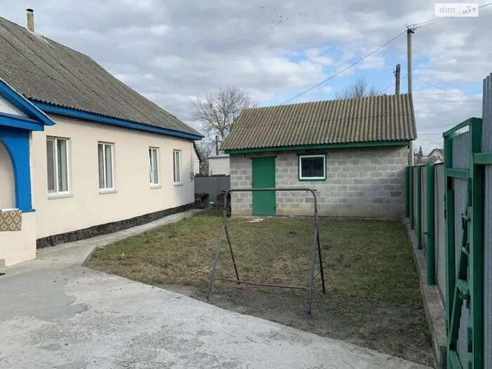 Продається одноповерховий будинок 118 кв. м з гаражем, цена: 65000 $