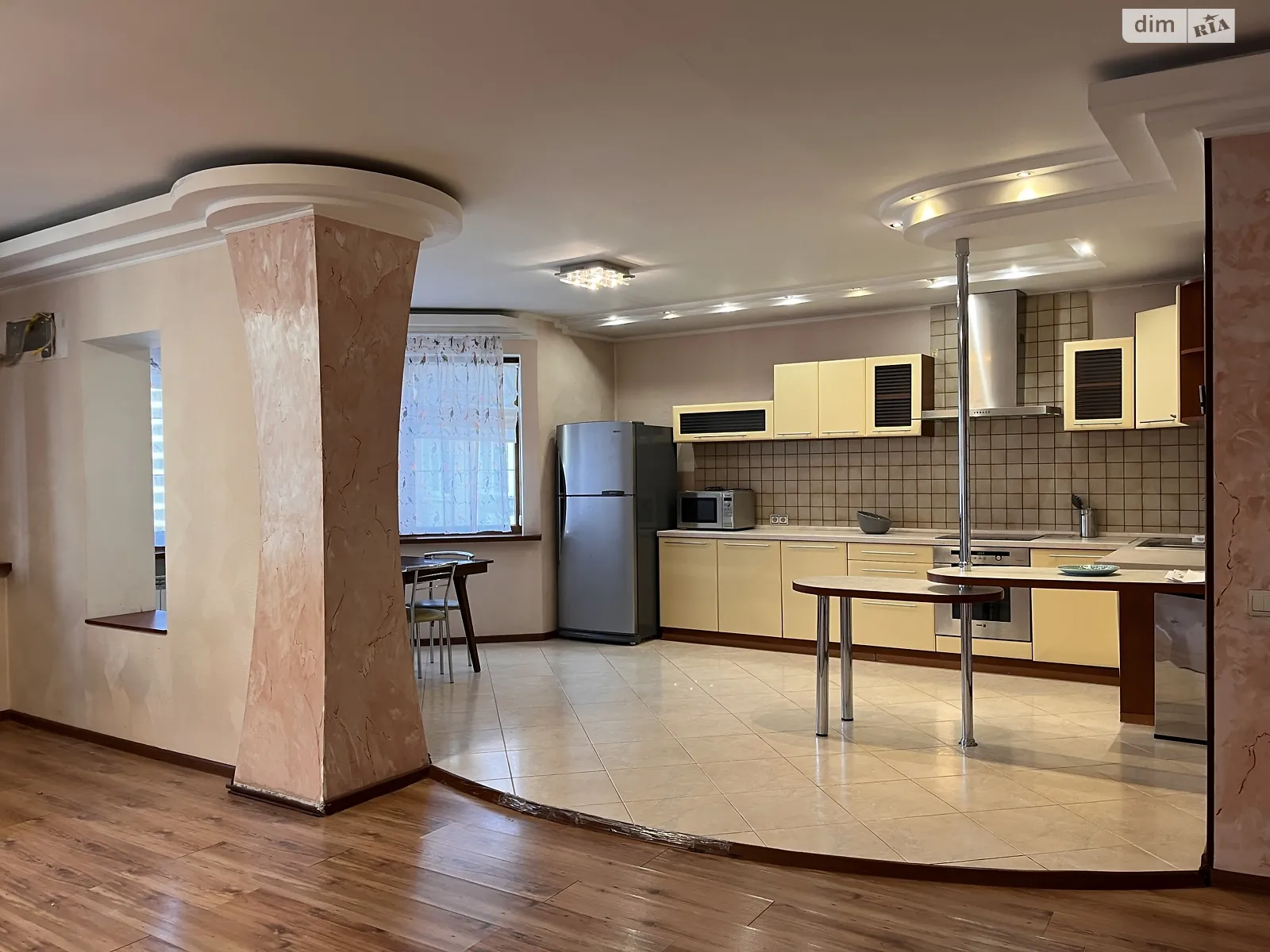 Сдается в аренду 4-комнатная квартира 146 кв. м в Киеве, ул. Евгения Сверстюка, 52В - фото 1