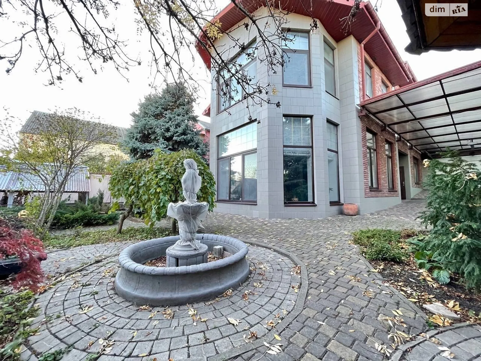 Продается дом на 2 этажа 241.1 кв. м с беседкой, цена: 315000 $ - фото 1