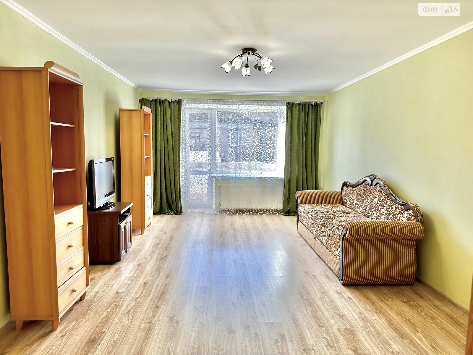 2-комнатная квартира 76 кв. м в Тернополе, ул. Бережанская, 10 - фото 1