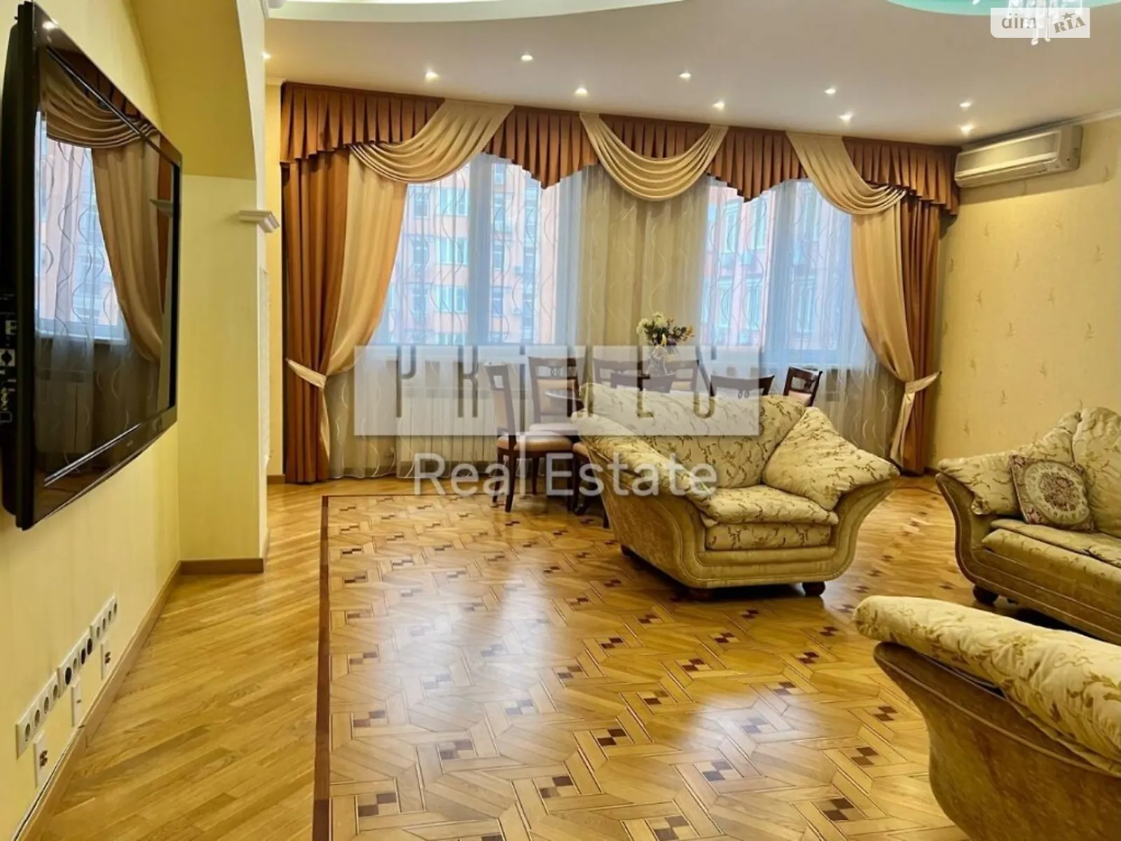 Сдается в аренду 3-комнатная квартира 131 кв. м в Киеве - фото 2