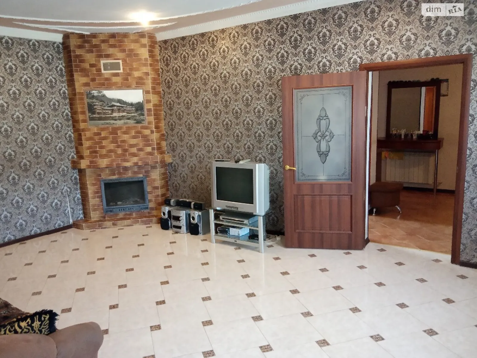 Продается дом на 2 этажа 223 кв. м с террасой, цена: 125000 $ - фото 1