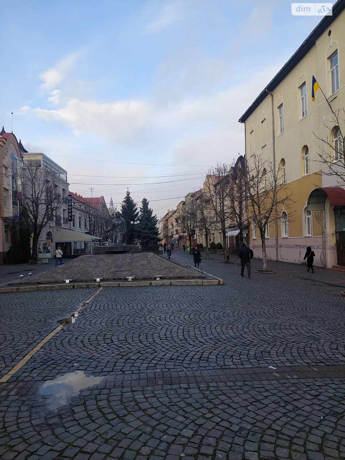 Продається об'єкт сфери послуг 140 кв. м в 3-поверховій будівлі - фото 2