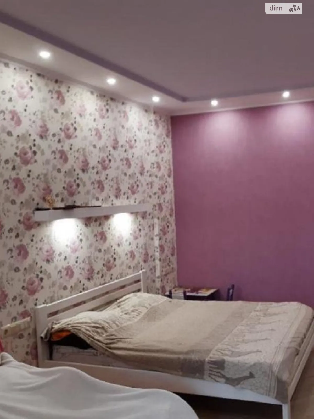 Продается 2-комнатная квартира 77 кв. м в Одессе, цена: 70000 $