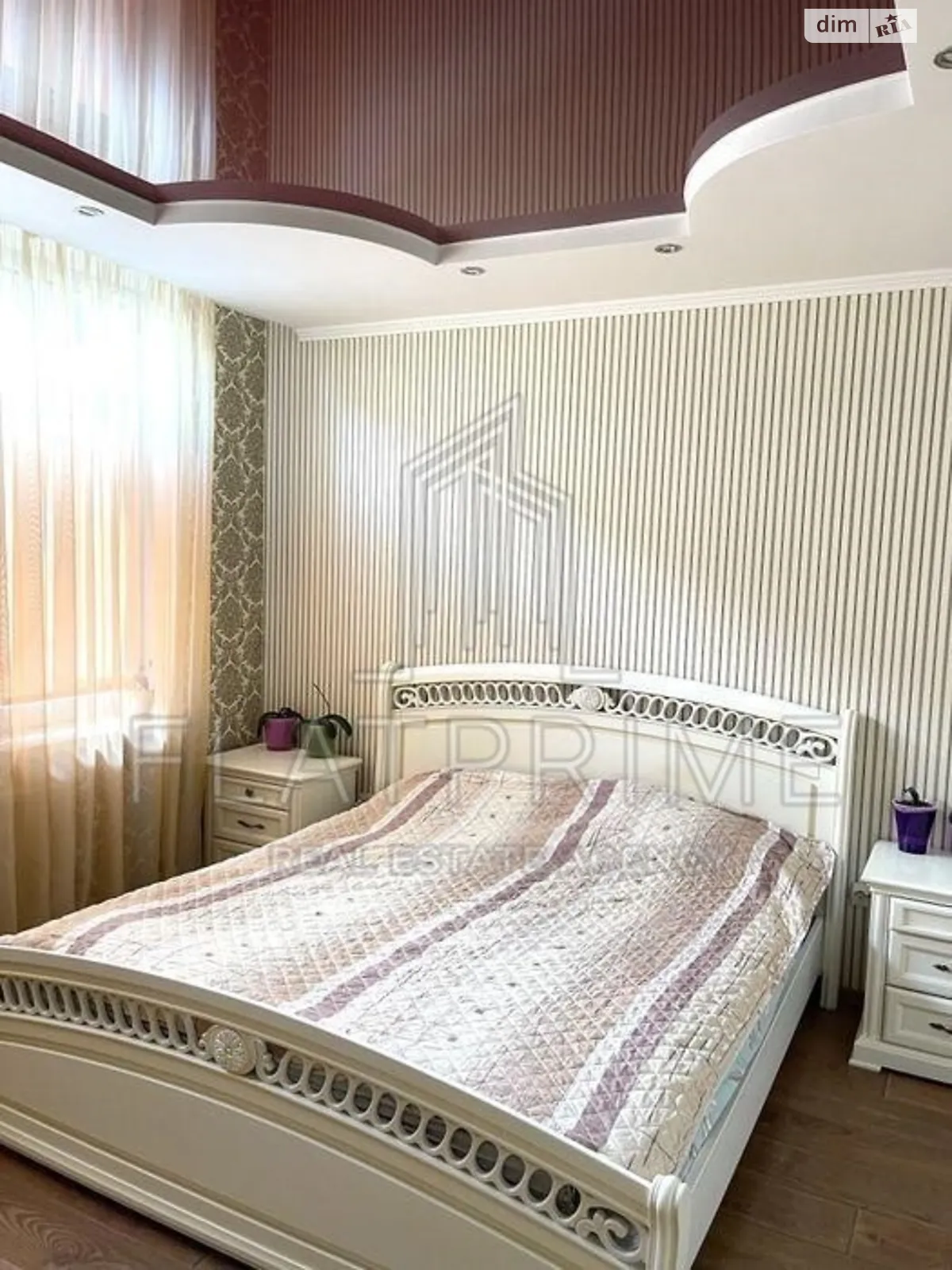 Продается 2-комнатная квартира 68 кв. м в Киеве, ул. Авиаконструктора Игоря Сикорского(Танковая), 4-6