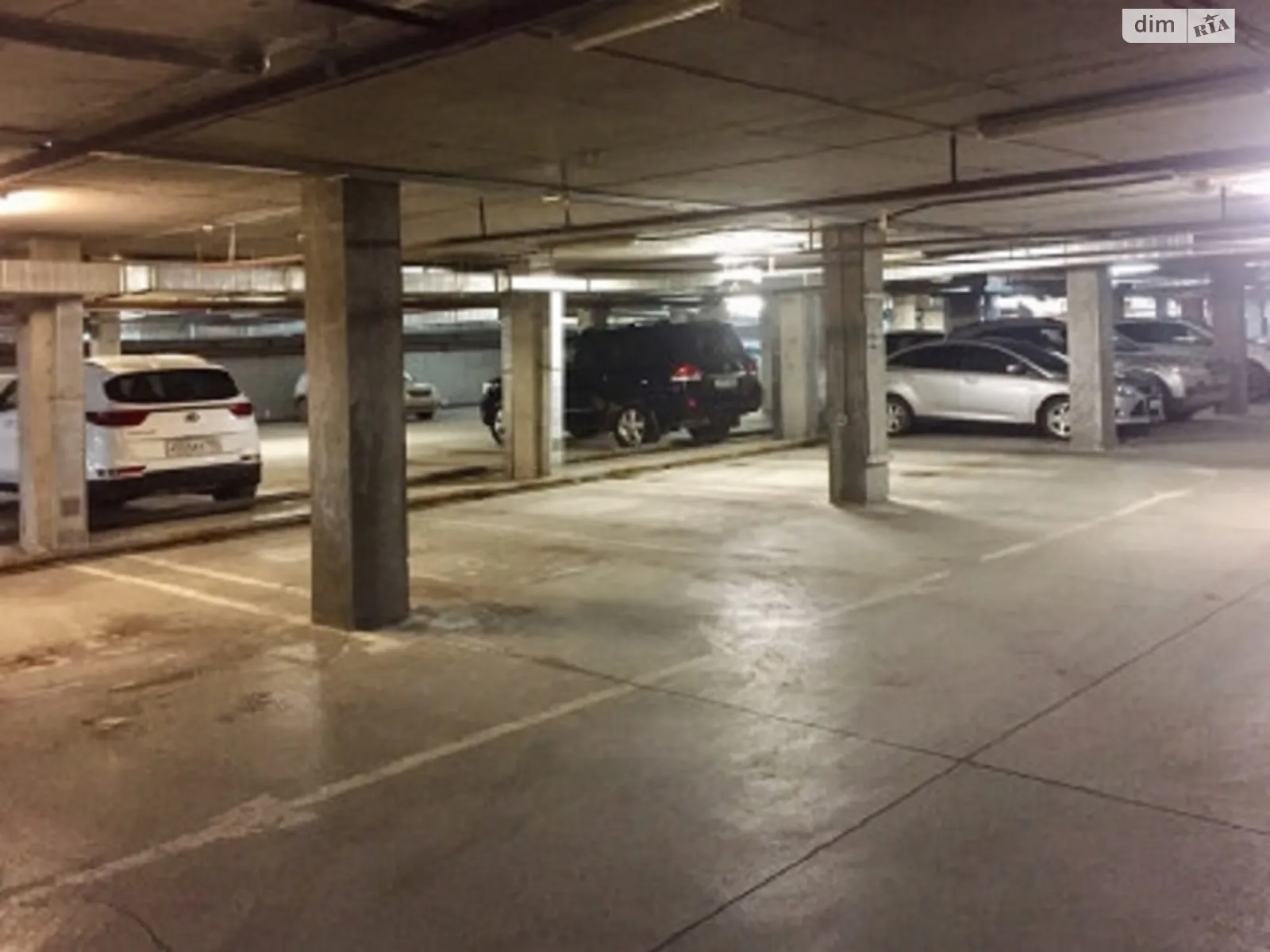 Продается подземный паркинг под легковое авто на 12.5 кв. м - фото 3