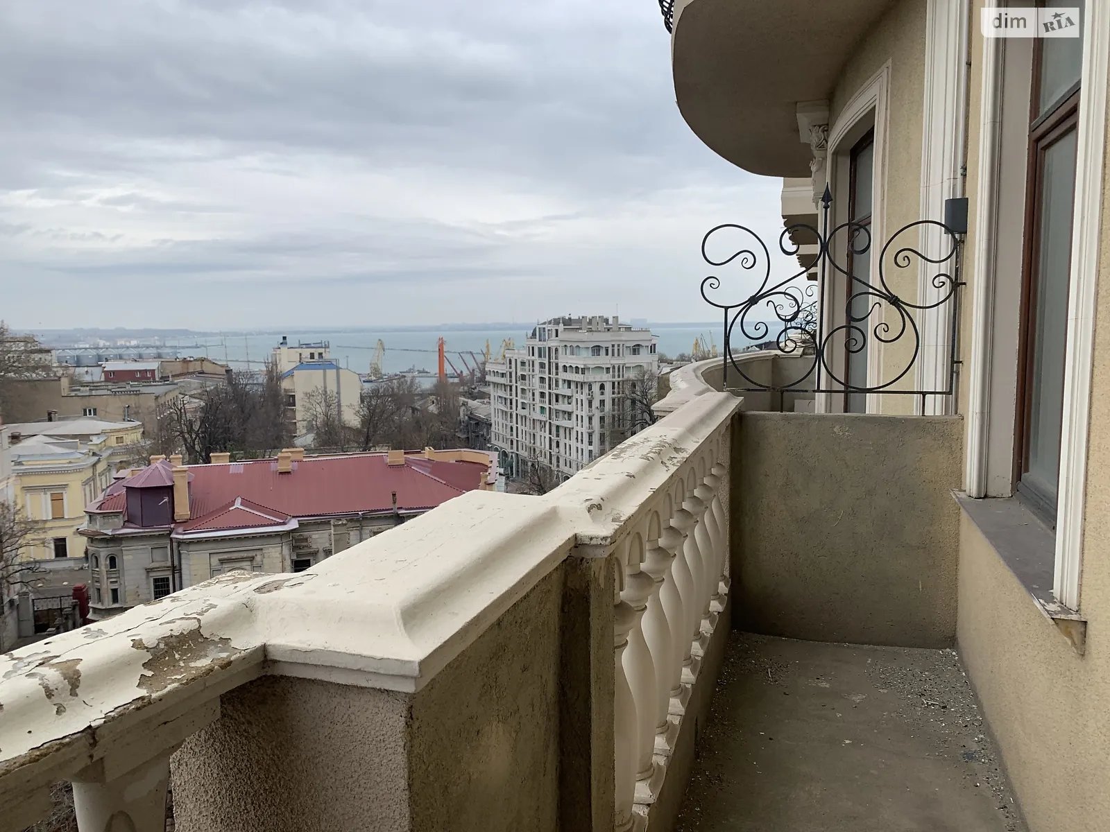 Продається 2-кімнатна квартира 108.6 кв. м у Одесі, узвіз Військовий, 13 - фото 1
