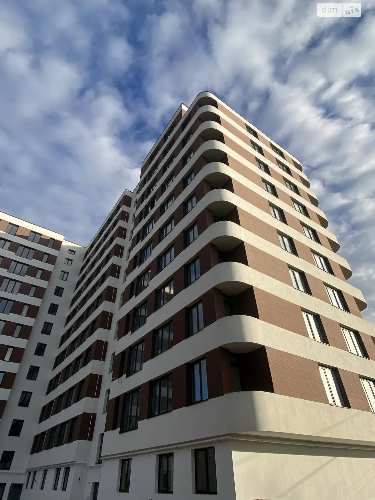 Продается 2-комнатная квартира 54.5 кв. м в Ивано-Франковске - фото 3