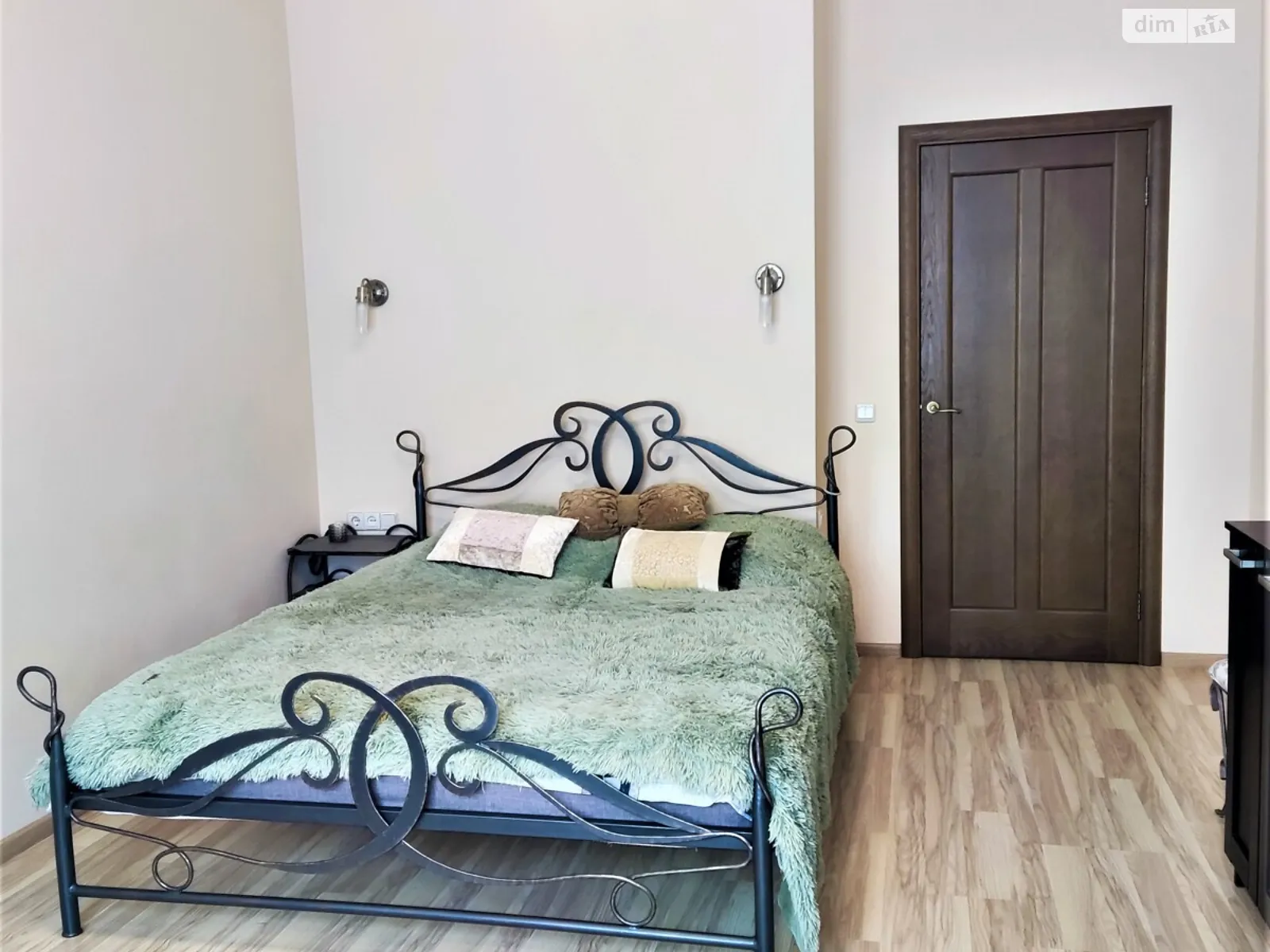 Здається в оренду 1-кімнатна квартира 50.3 кв. м у Києві, просп. Лобановського(Червонозоряний), 150Д - фото 1