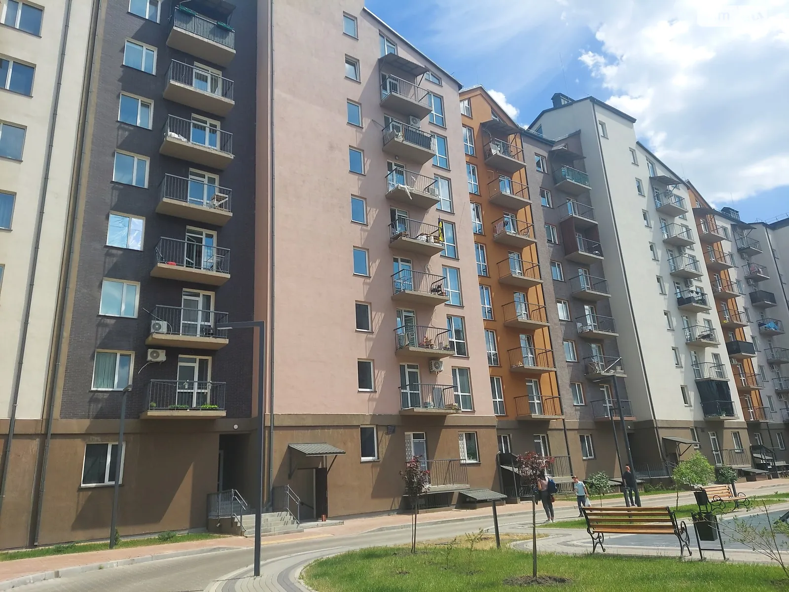 Продается 1-комнатная квартира 26 кв. м в Броварах, ул. Героев Крут, 10 - фото 1