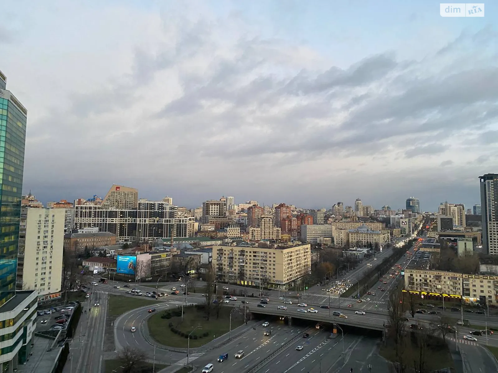 Продається 2-кімнатна квартира 88 кв. м у Києві, просп. Берестейський(Перемоги), 11Б - фото 1