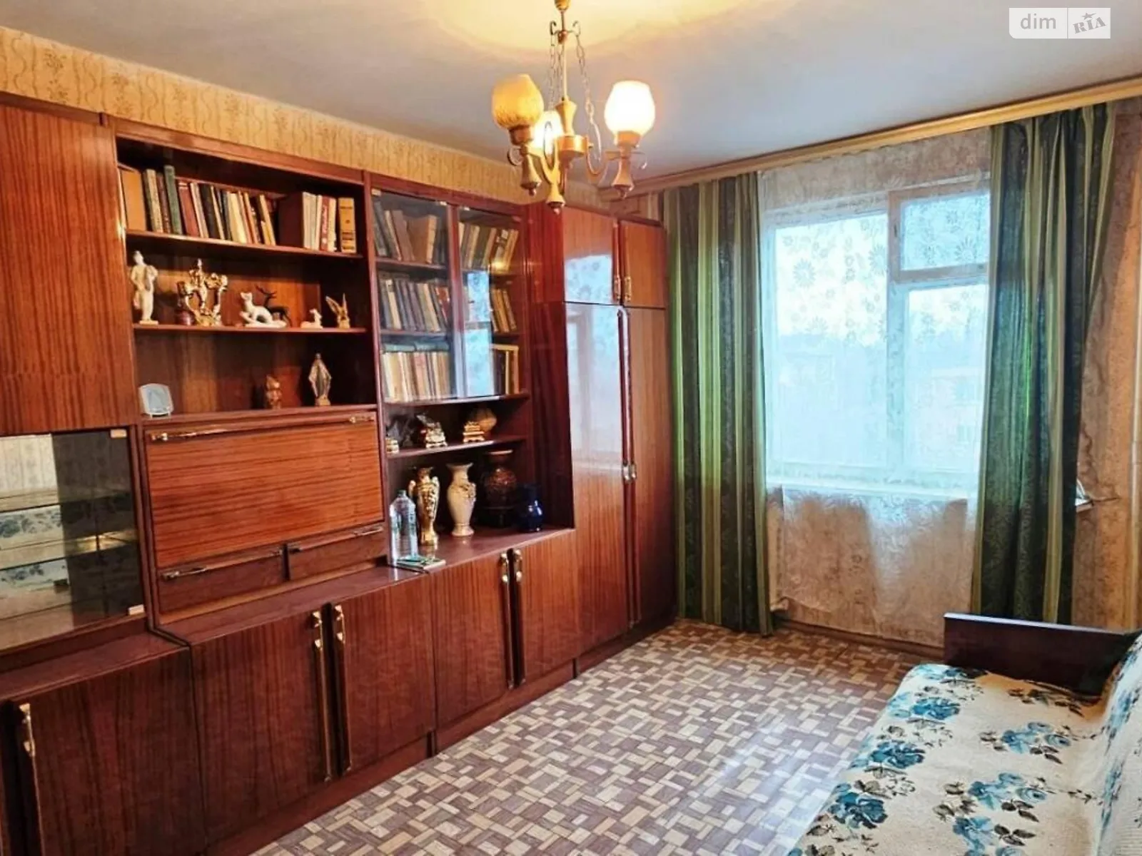 Продается 2-комнатная квартира 44 кв. м в Черноморске, ул. Александрийская