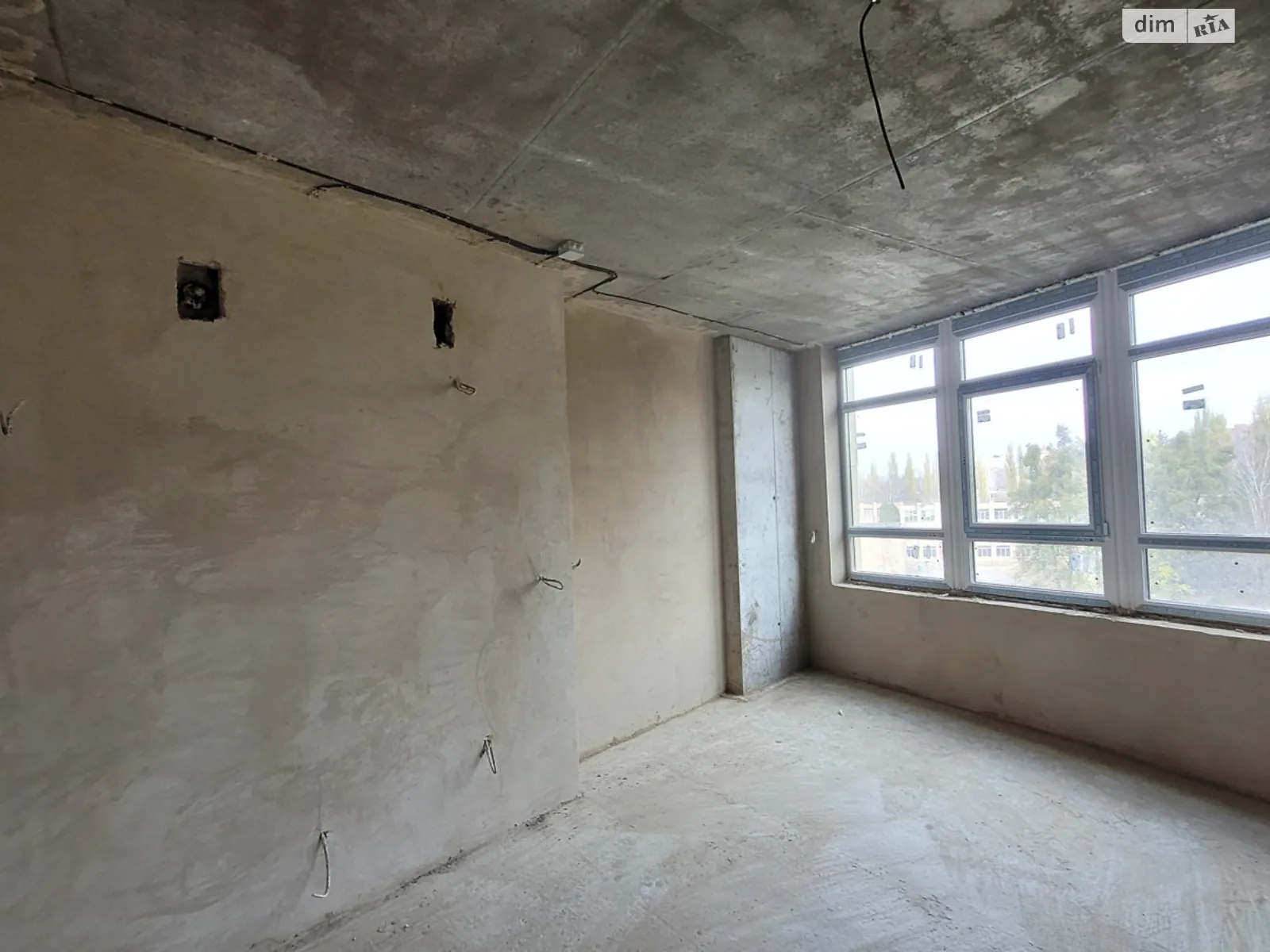 Продается 1-комнатная квартира 44 кв. м в Ровно - фото 2