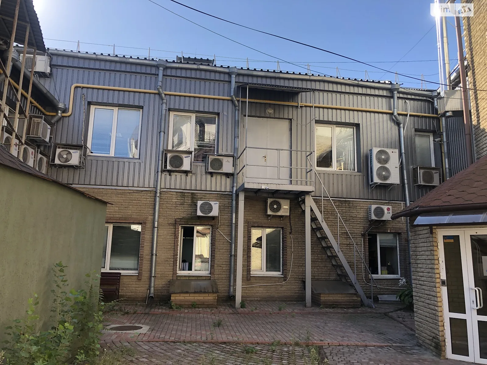 Продається об'єкт сфери послуг 347.3 кв. м в 2-поверховій будівлі, цена: 260000 $ - фото 1