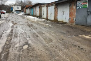 Сниму гараж в Городке долгосрочно