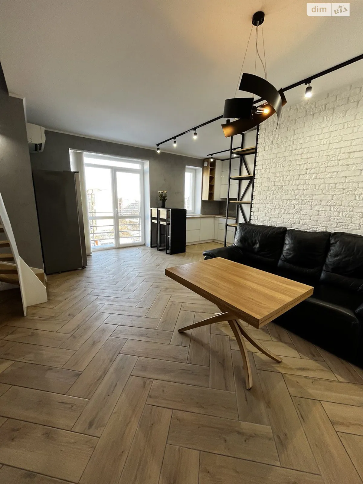 Продается 4-комнатная квартира 137 кв. м в Ивано-Франковске, ул. Пасечная, 2А - фото 1