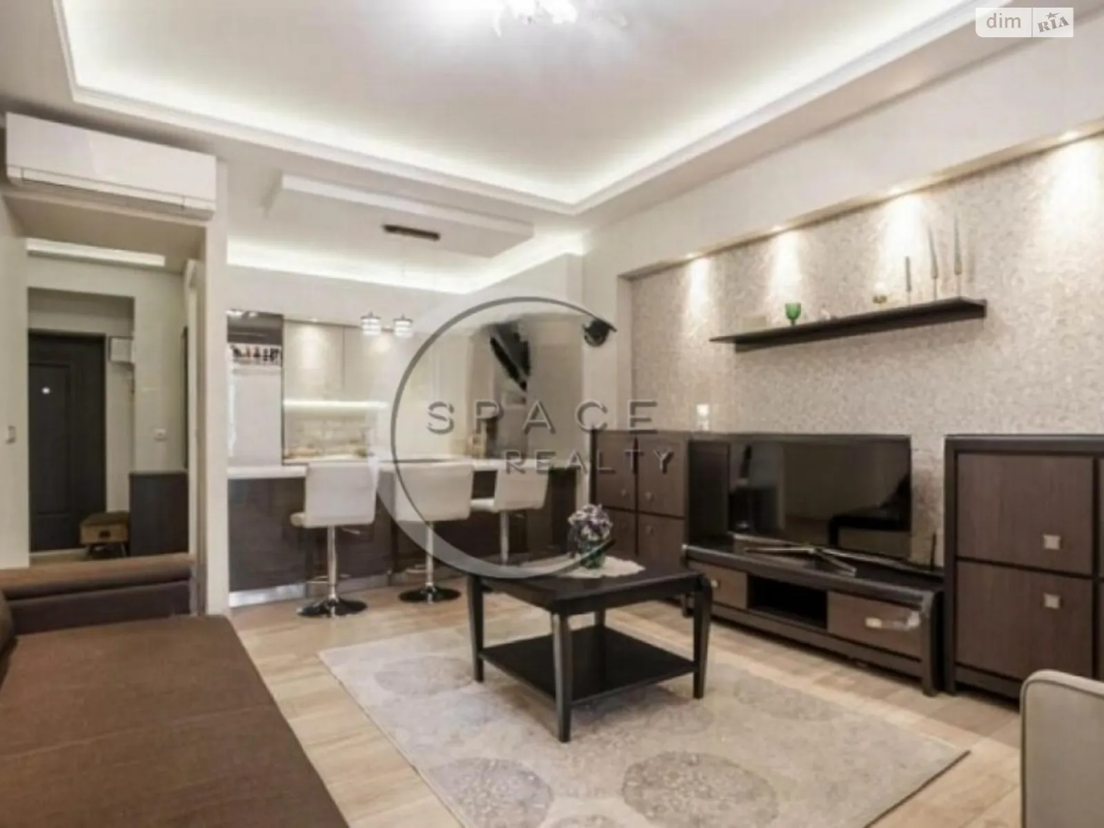 Продается 2-комнатная квартира 60 кв. м в Киеве, ул. Андрея Верхогляда(Драгомирова), 1-20А
