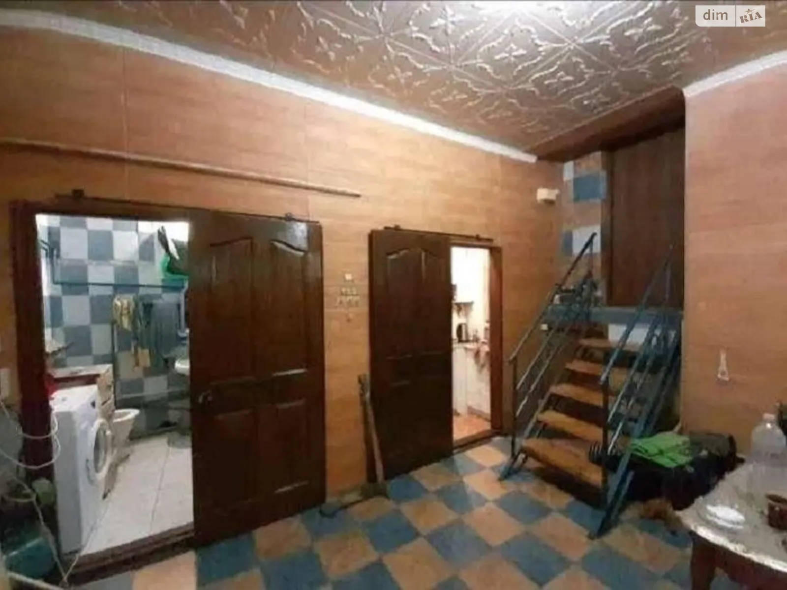 Продается дом на 3 этажа 100 кв. м с мансардой, цена: 49000 $