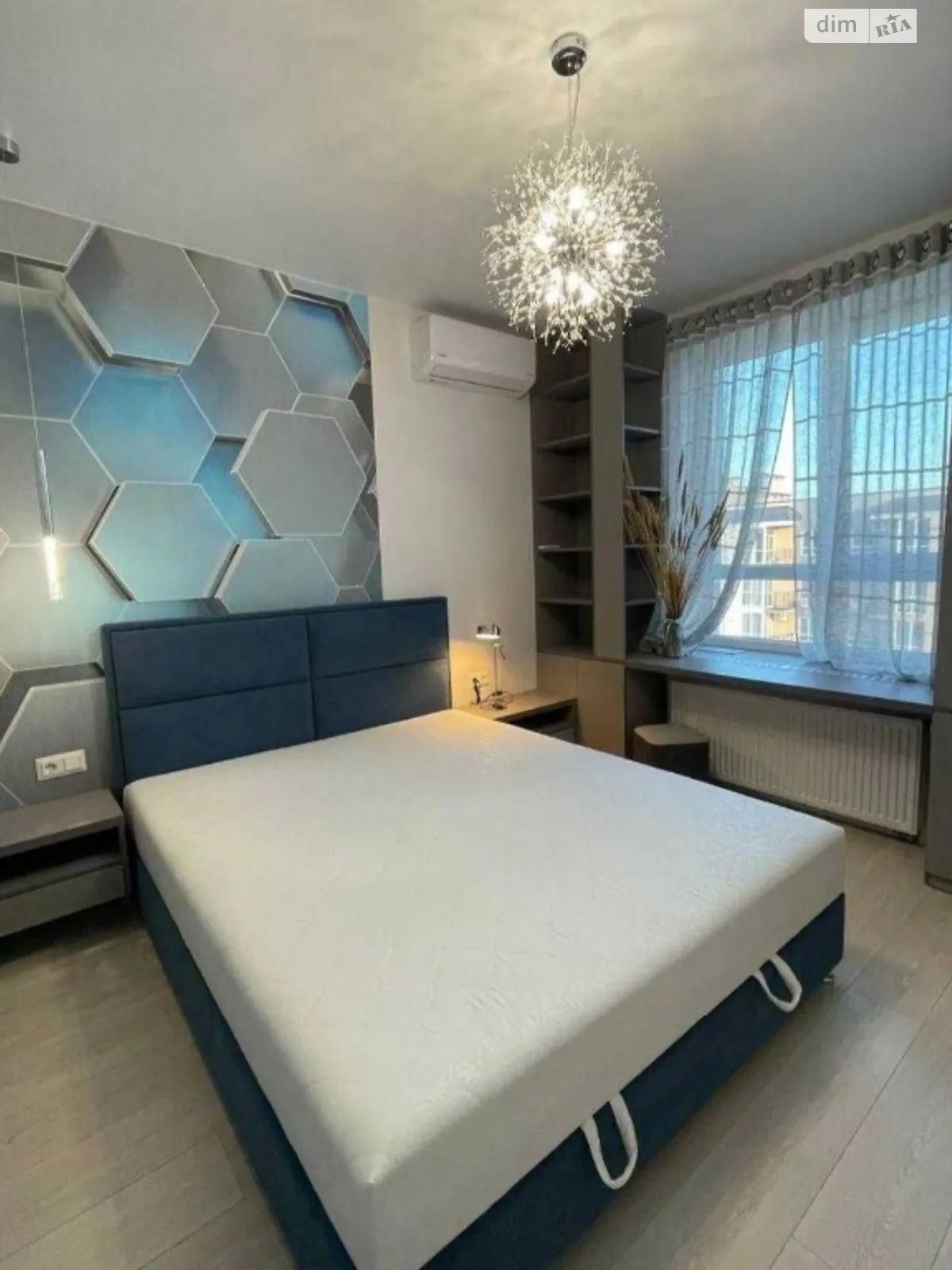 Продается 2-комнатная квартира 45 кв. м в Слобожанском, ул. Семейная, 6 - фото 1