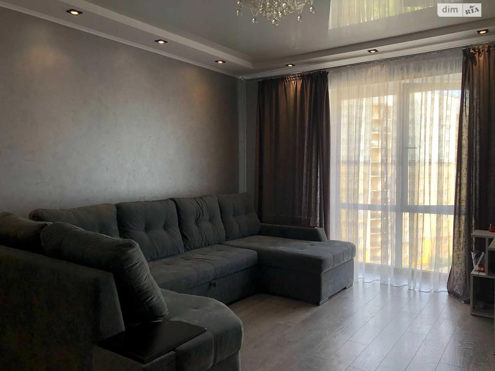Продается 1-комнатная квартира 45 кв. м в Чайках, ул. Валерия Лобановского, 26 корпус 2