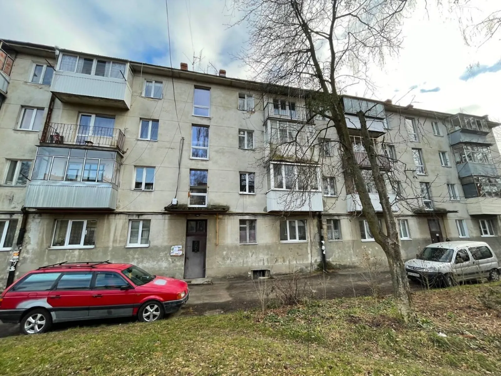 Продается 3-комнатная квартира 57 кв. м в Дублянах, ул. Шевченко