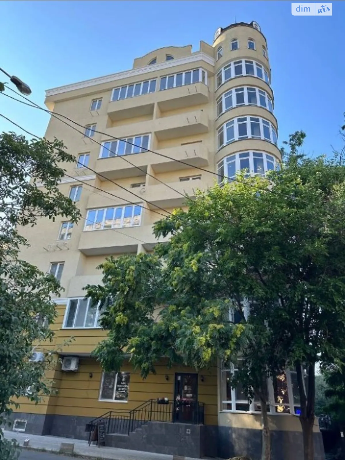 Продается 2-комнатная квартира 86 кв. м в Одессе, ул. Солнечная, 4 - фото 1