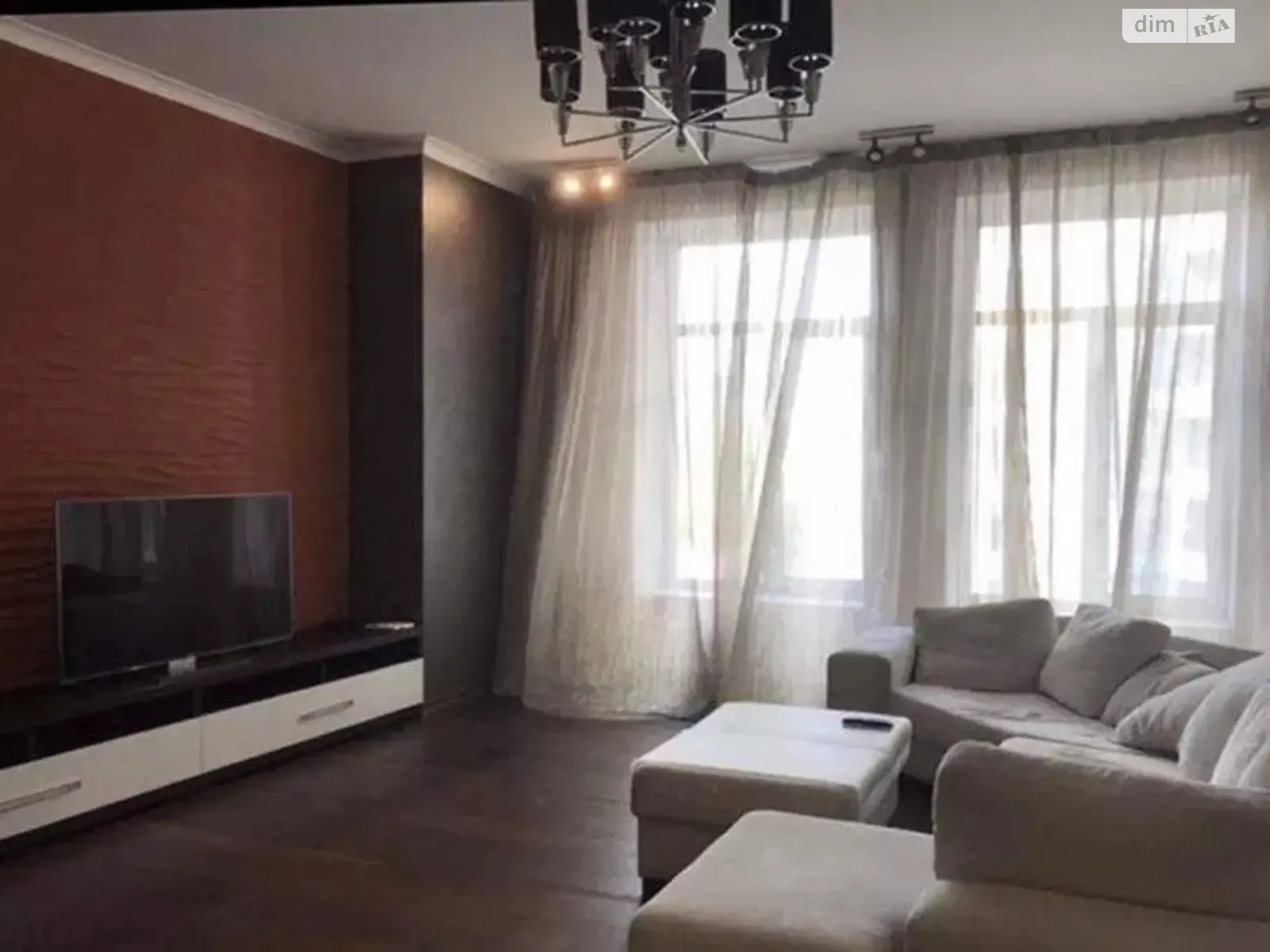 Продается 3-комнатная квартира 141 кв. м в Одессе, бул. Лидерсовский, 5Б - фото 1