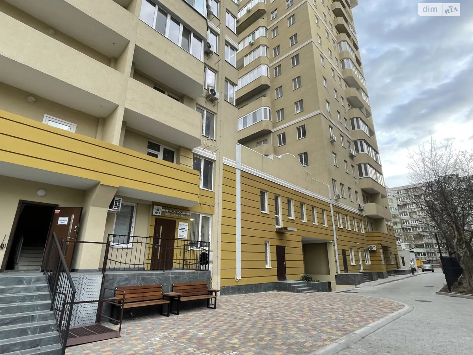 Продается 3-комнатная квартира 103 кв. м в Одессе - фото 2