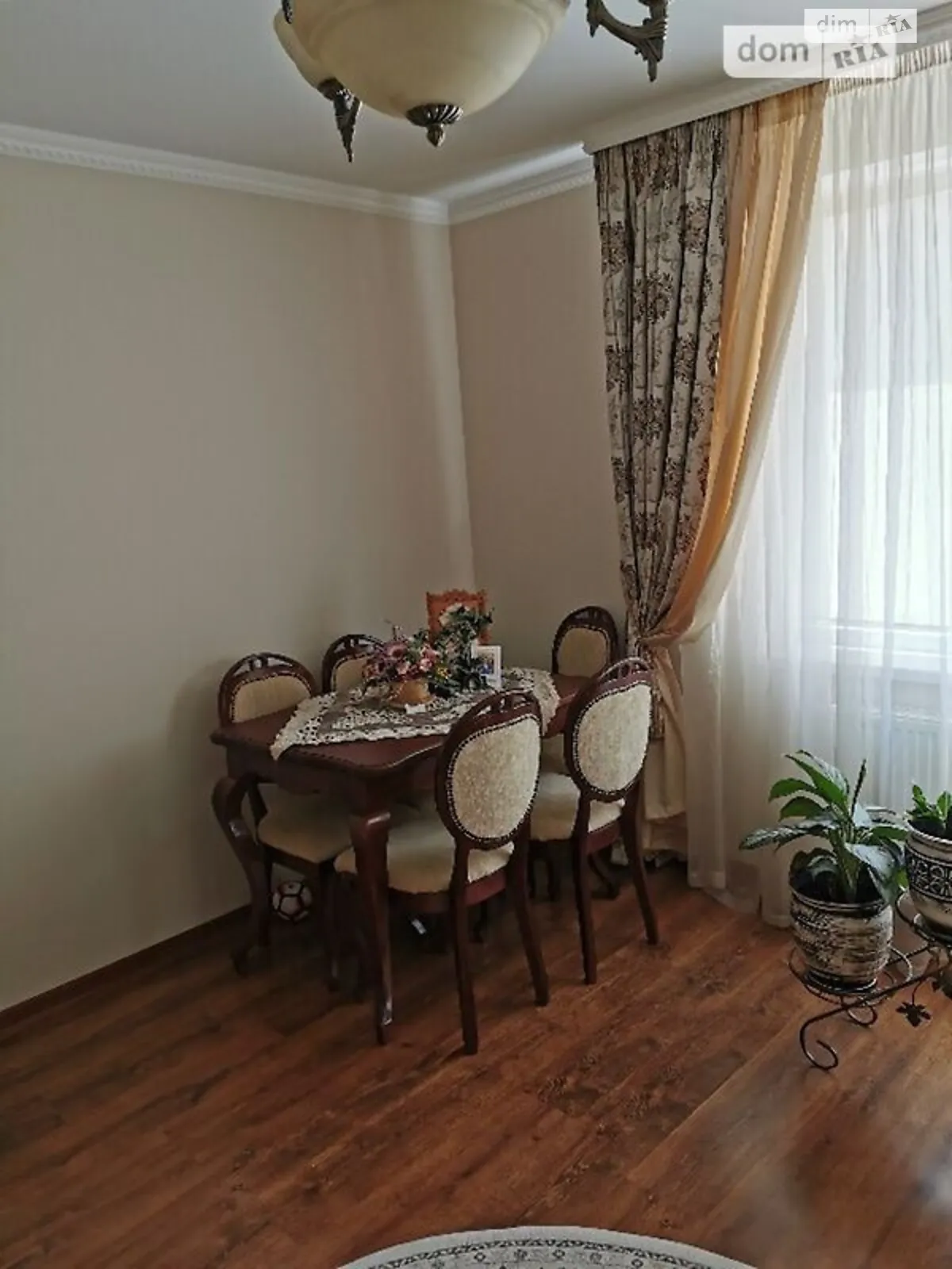 Продается 3-комнатная квартира 75 кв. м в Угорниках - фото 3