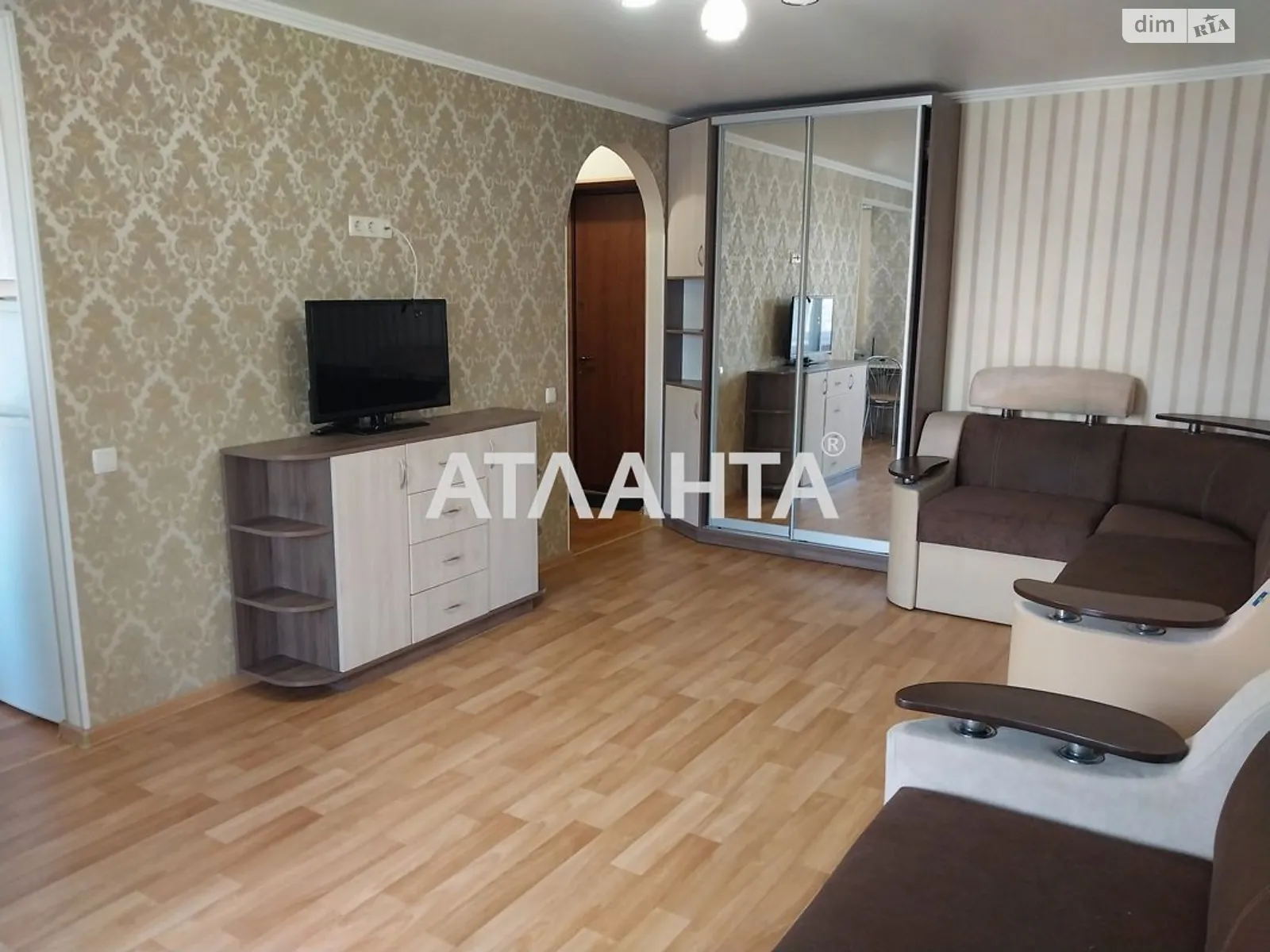 Продається 1-кімнатна квартира 30.7 кв. м у Чорноморську, вул. Данченка