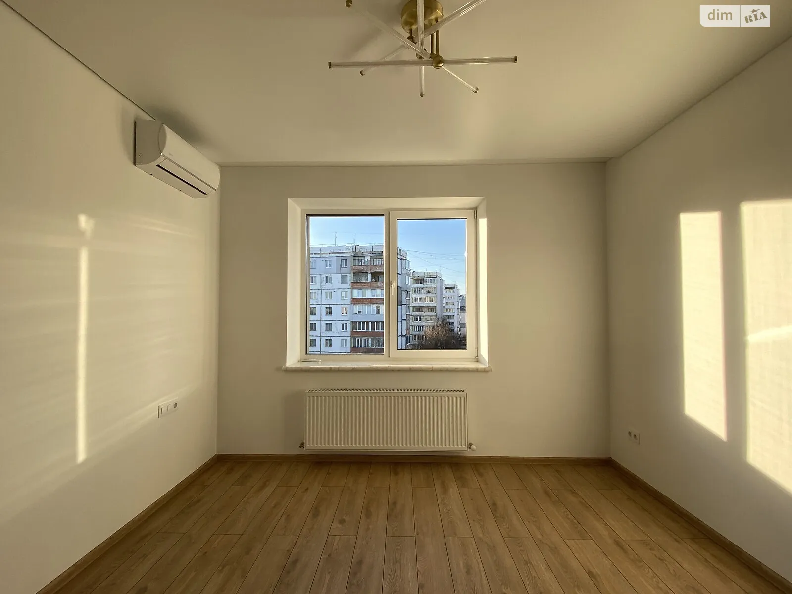 Продается 1-комнатная квартира 43 кв. м в Ивано-Франковске - фото 2