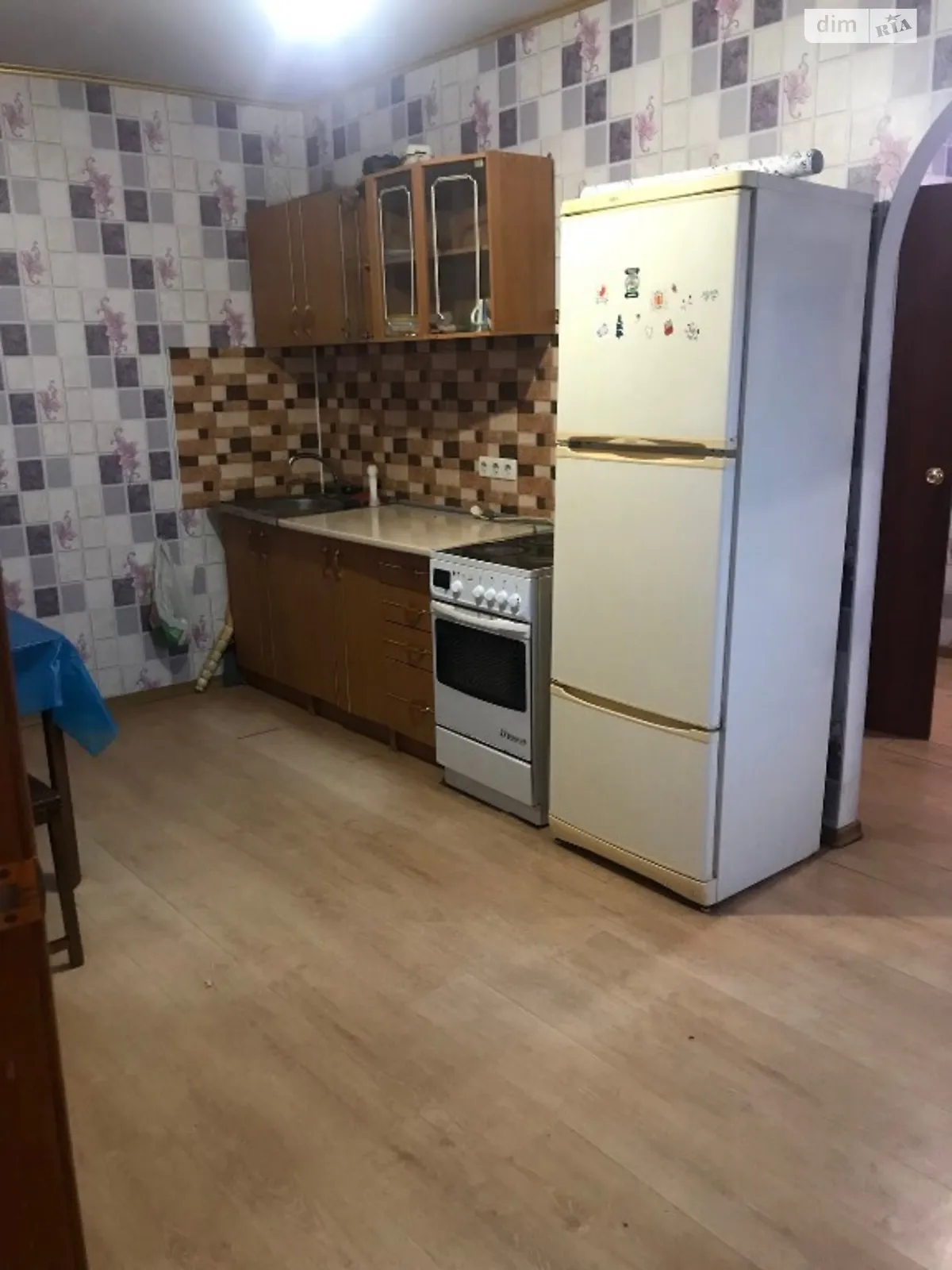 Продается 1-комнатная квартира 39 кв. м в Одессе, ул. Днепровская - фото 1