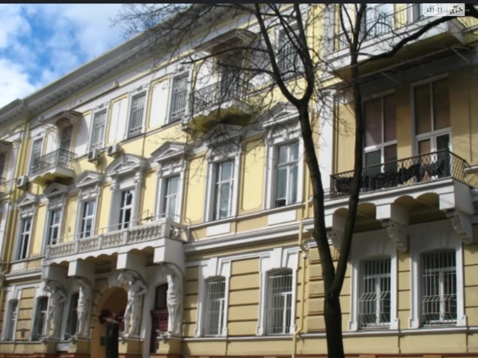 Продається 1-кімнатна квартира 79 кв. м у Одесі, вул. Гоголя, 6 - фото 1