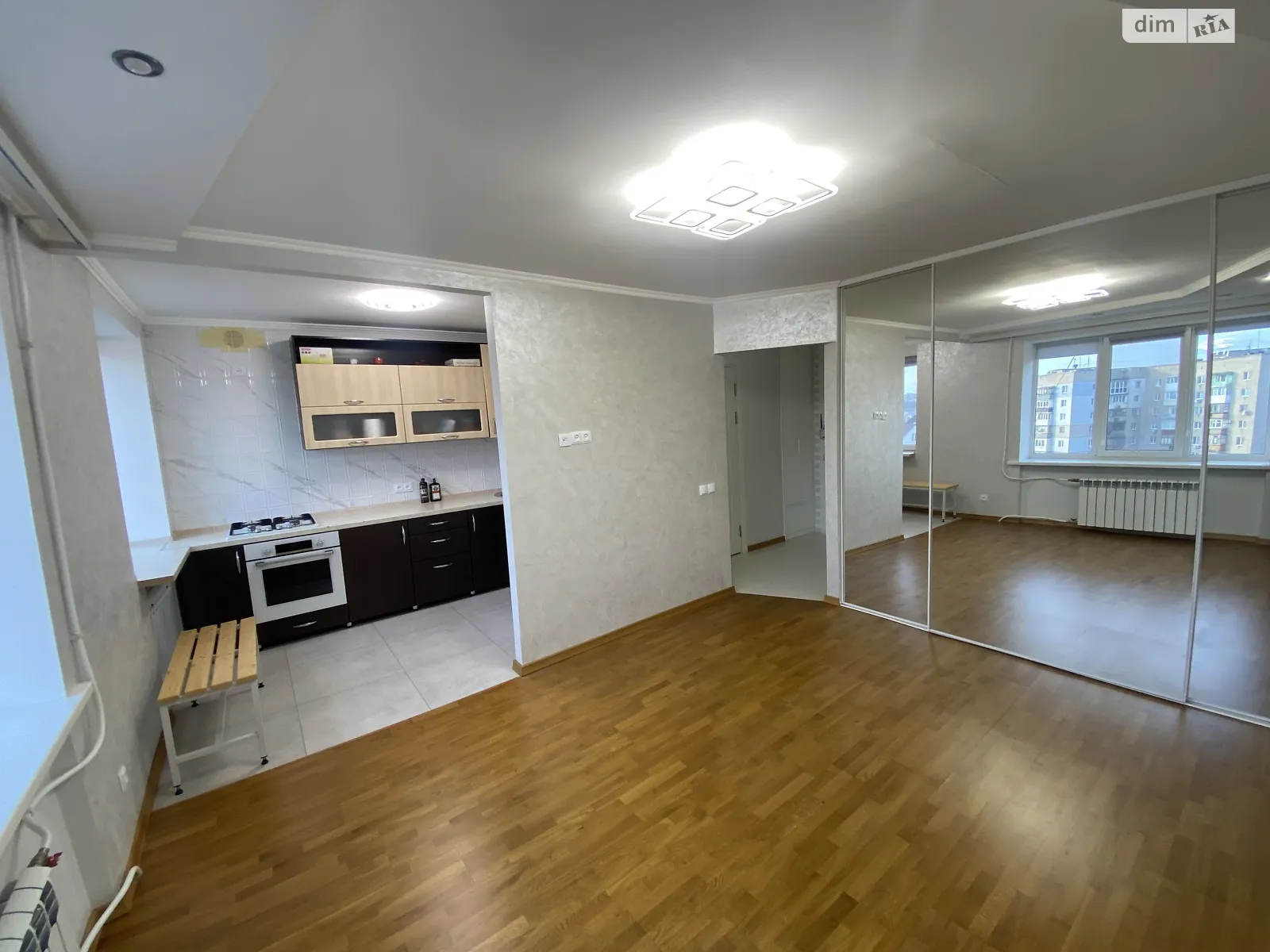 Продается 2-комнатная квартира 38.9 кв. м в Днепре, цена: 43500 $