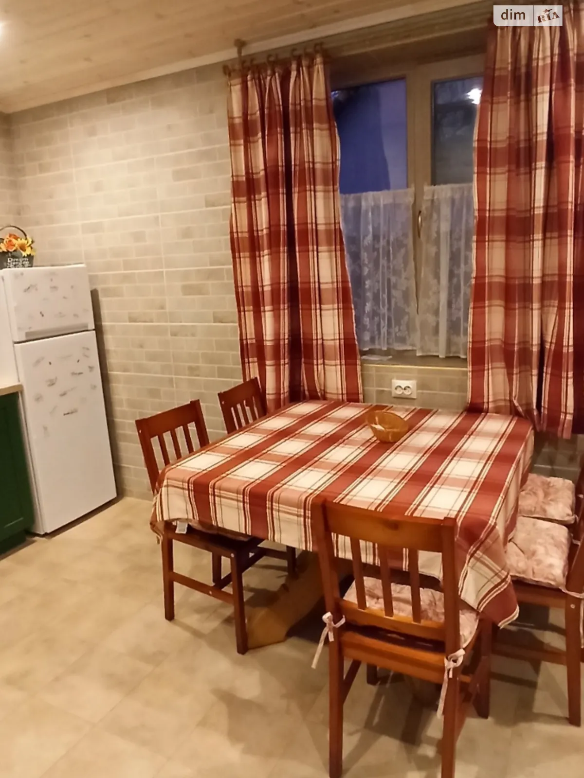 Сдается в аренду 2-комнатная квартира в Берегове, цена: 1500 грн
