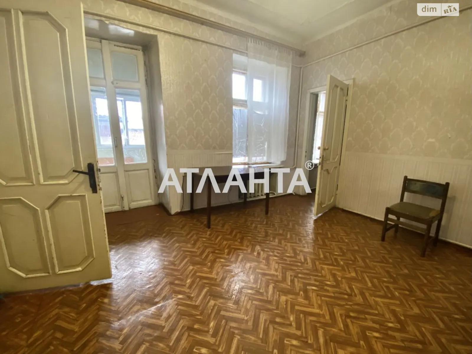 Продається 3-кімнатна квартира 55 кв. м у Одесі, вул. Разумовська