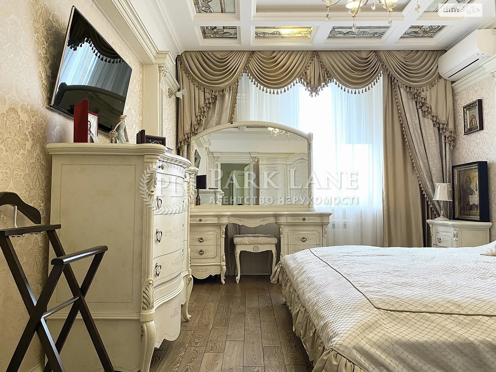 Продається 3-кімнатна квартира 110 кв. м у Києві, наб. Дніпровська, 14Б - фото 1